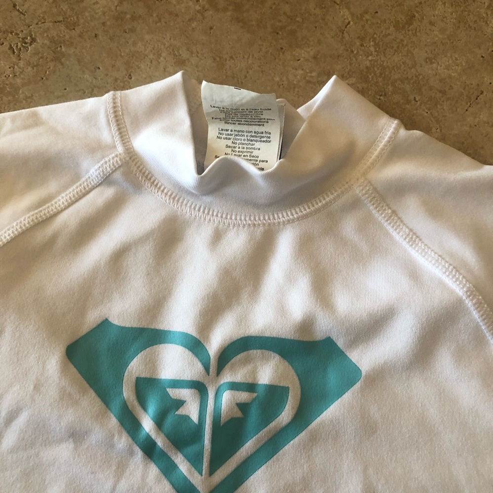 Roxy Rash Guard - Picture 4 of 4